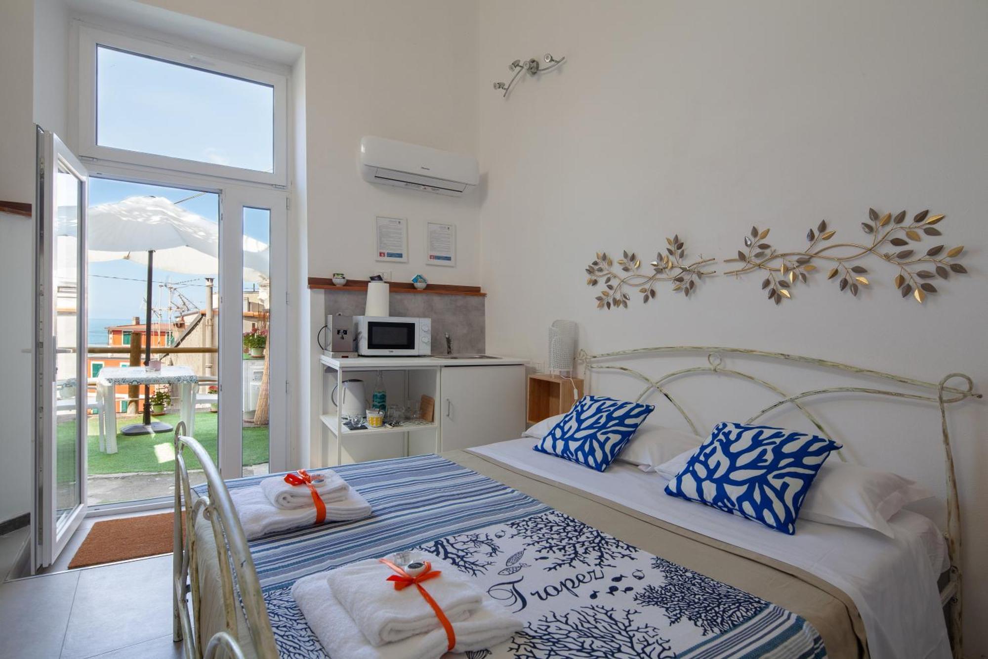 Ariel - Sea View Double Room Riomaggiore Buitenkant foto